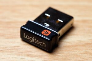 Como atualizar o firmware do Logitech Unifying Receiver? Logitech Receptor