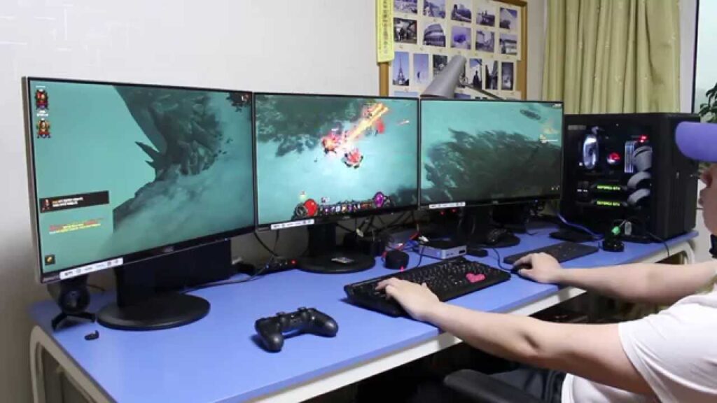 Triple Monitor
