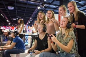 PLAYSTATION PLUS vs XBOX GAME PASS vs SWITCH ONLINE: Qual o melhor? Games