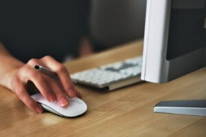 Como alterar a cor do cursor do mouse no Windows 11 mouse sem fio